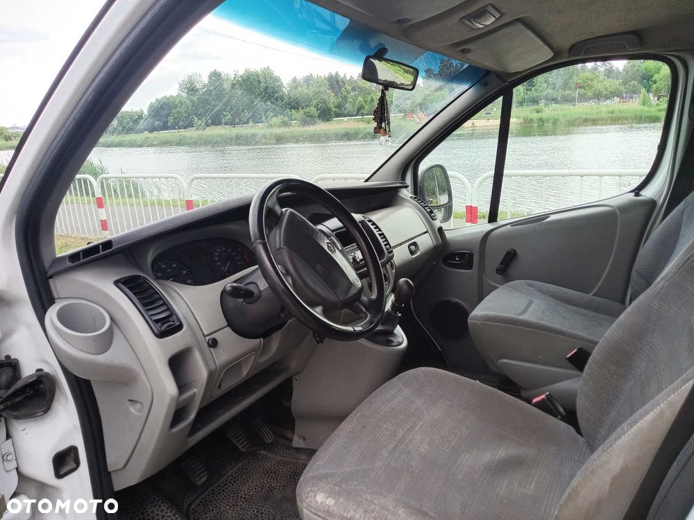 Renault Trafic - 6