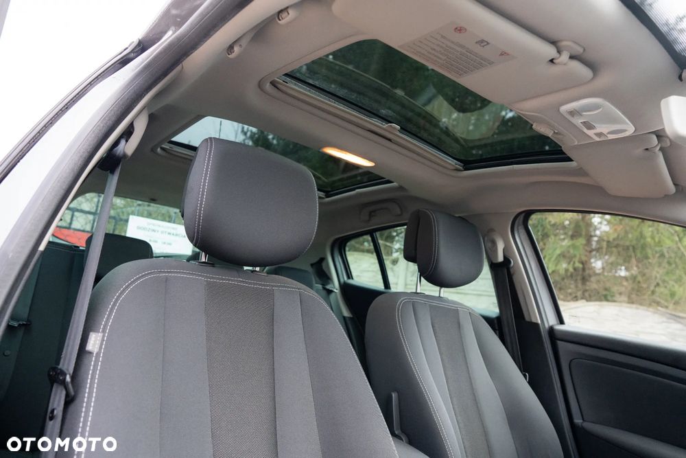 Renault Megane TCe 180 GT - 16