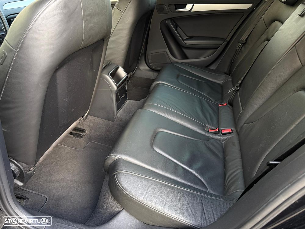 Audi A4 Avant 2.0 TDI - 12