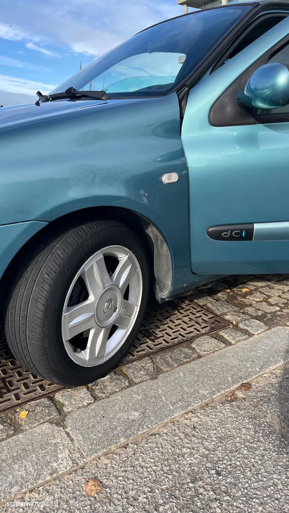 Renault Clio 1.5 dCi SE Extreme - 13