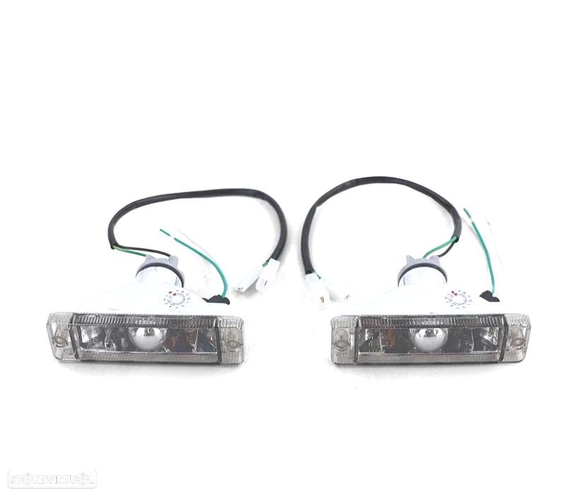 PISCAS FRONTAIS VOLKSWAGEN VW GOLF JETTA POLO CRISTAL CLARO PRETO COM LUZES DE POSIÇÃO - 3