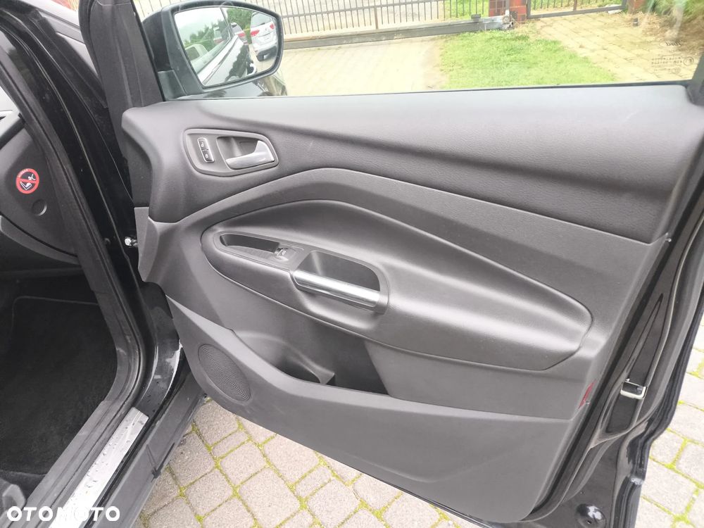Ford Kuga - 18