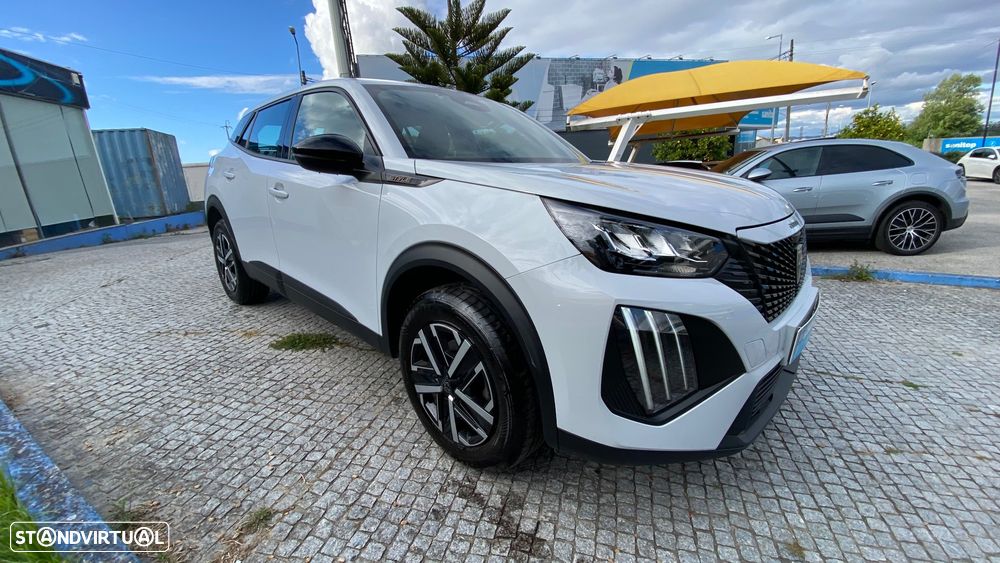 Peugeot 2008 1.2 PureTech Style - 4