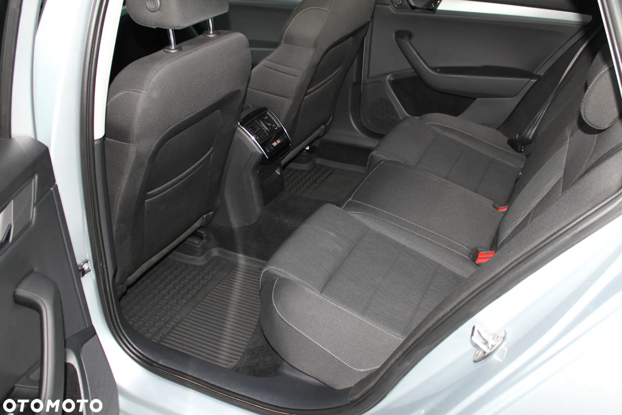 Skoda Superb 2.0 TDI Style - 12