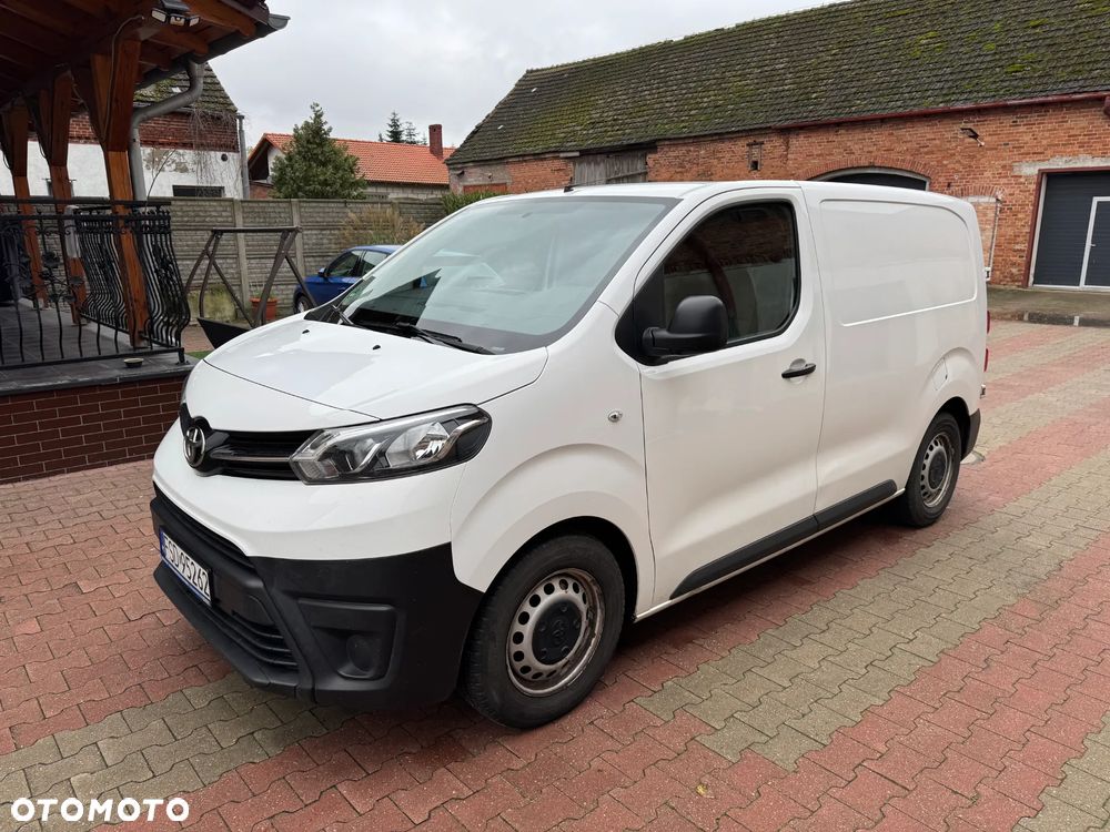 Toyota Proace - 1