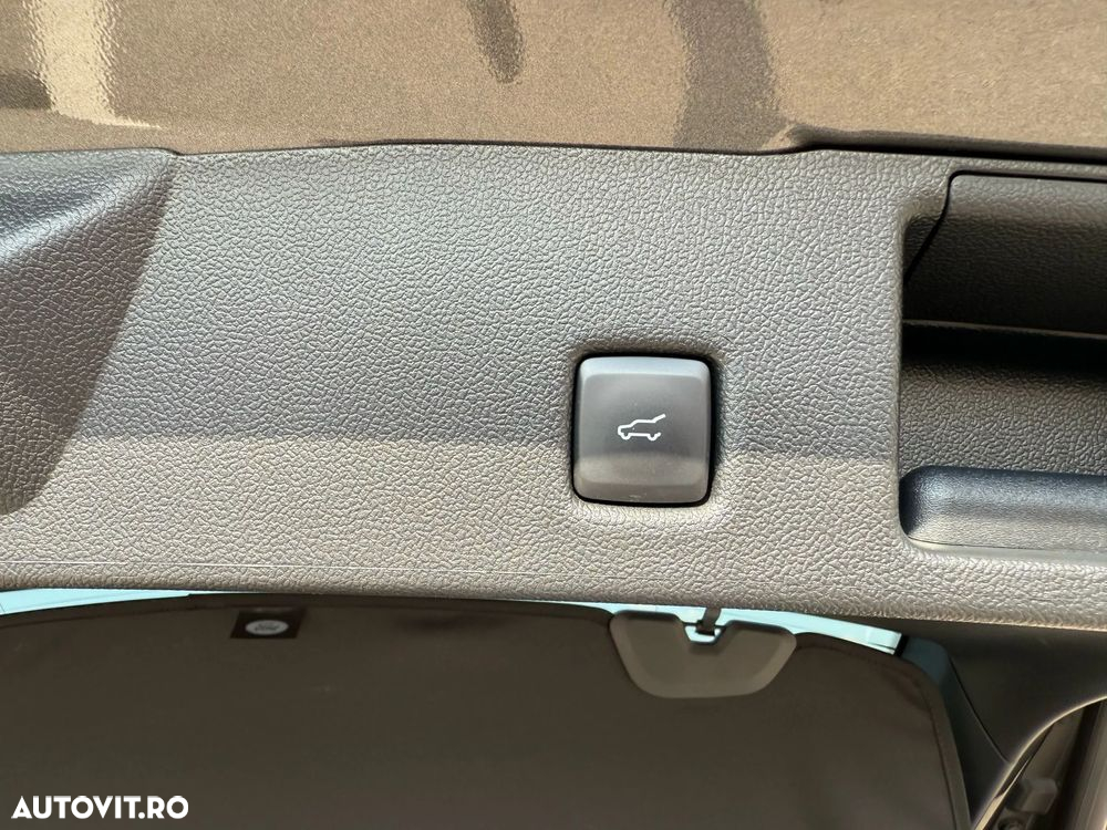 Ford Kuga 2.5 Duratec FHEV COOL&CONNECT - 9