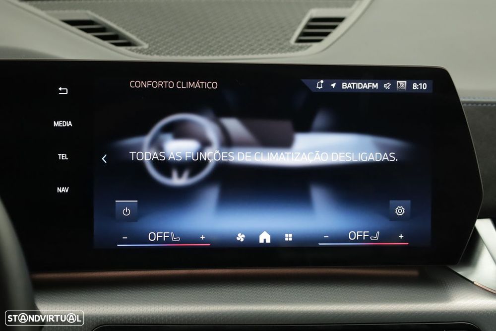BMW iX2 eDrive20 Pack Desportivo M - 13