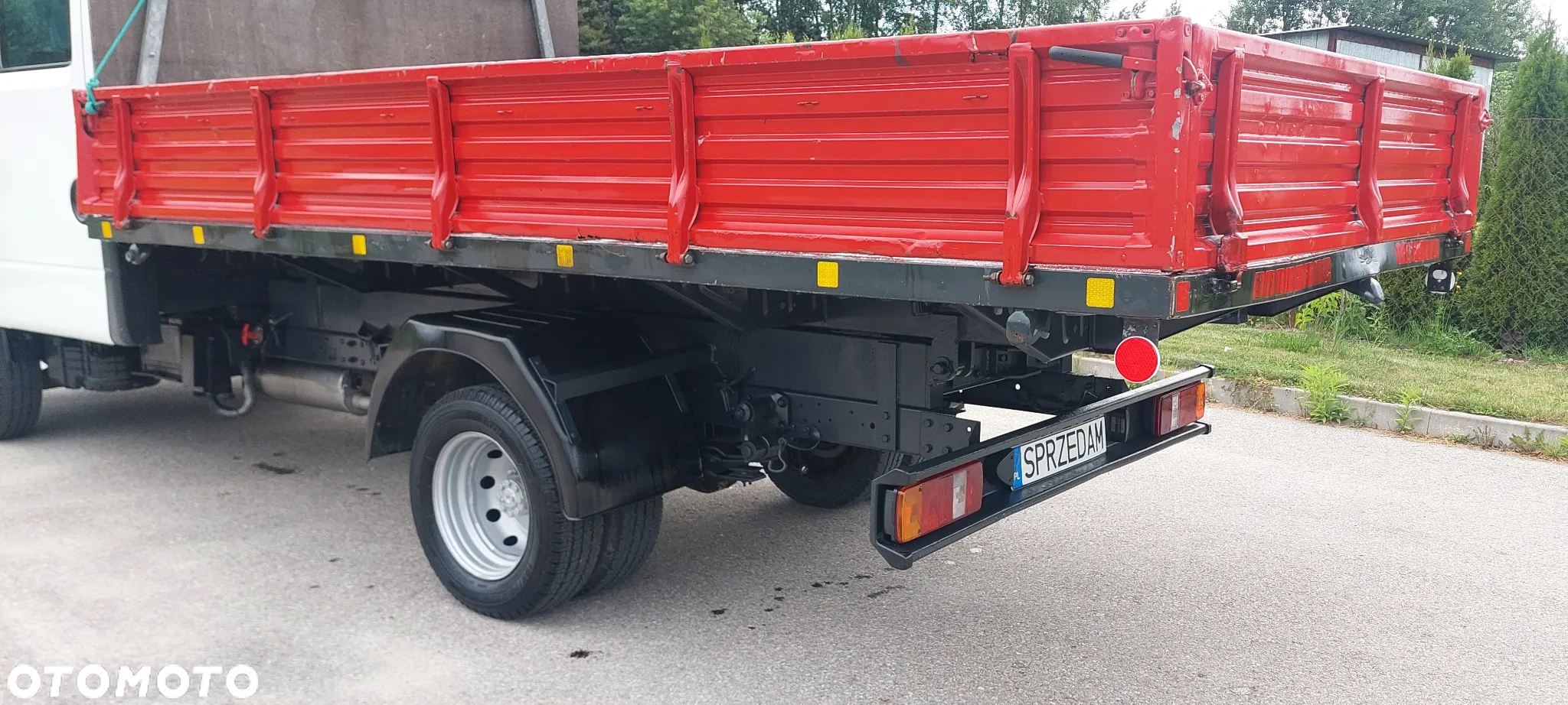 Nissan Cabstar - 11