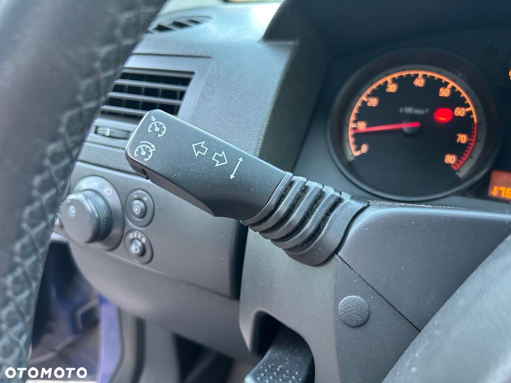 Opel Astra - 20