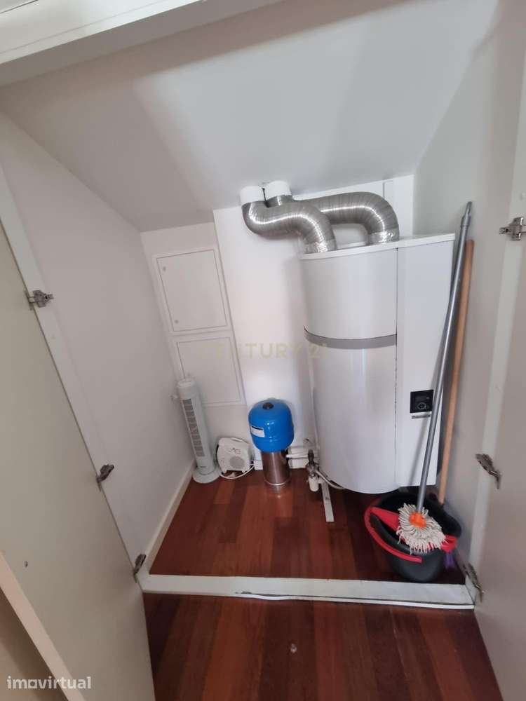 Apartamento T1 para arrendamento na Baixa de Coimbra - Grande imagem: 2/9