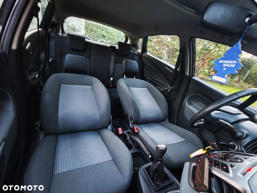 Ford Fiesta 1.4 Champions Edition - 20