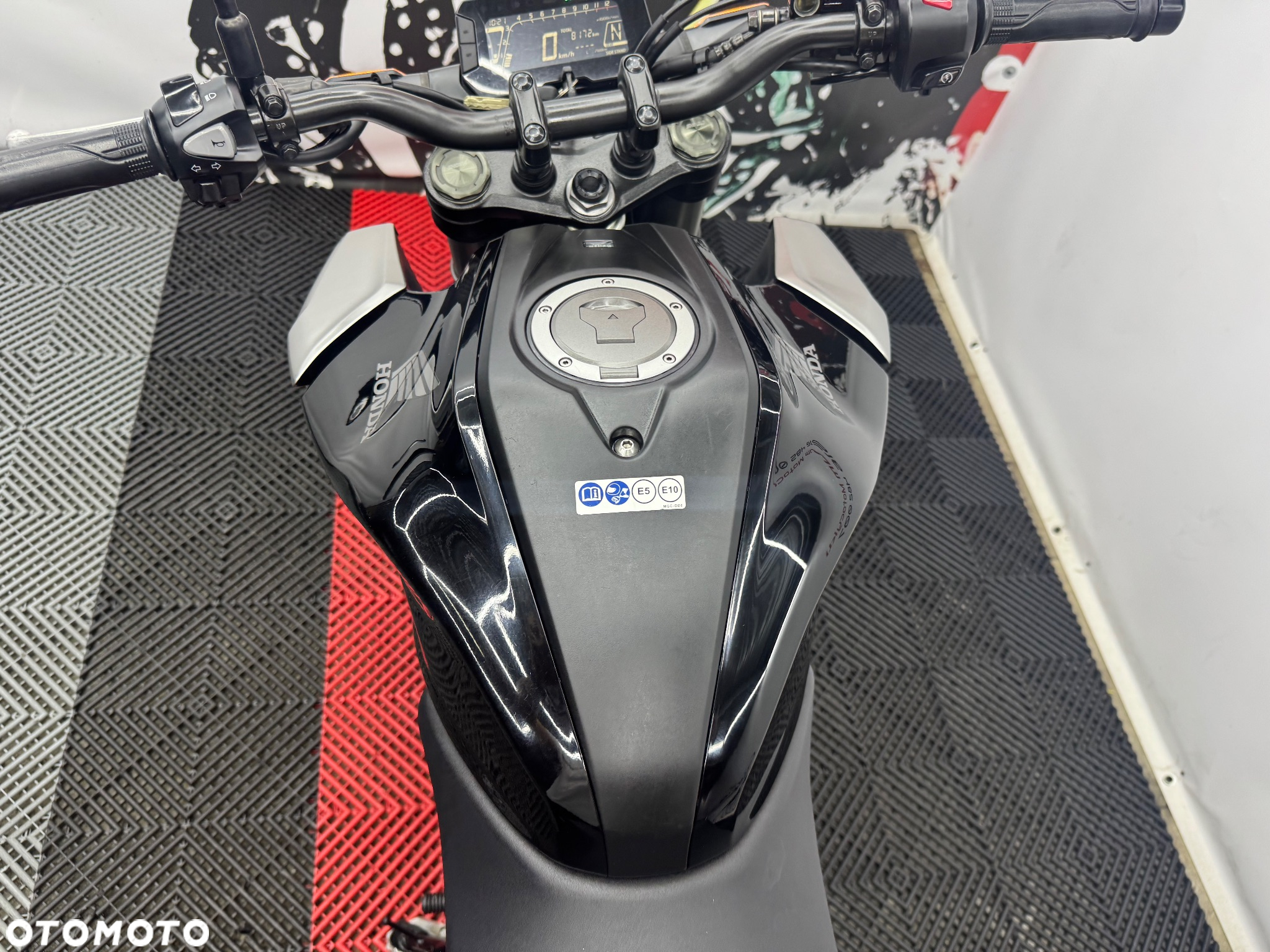 Honda CB - 21
