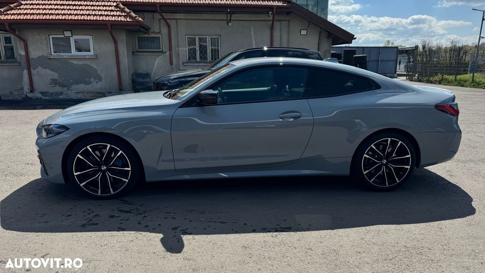 BMW M4 M440i xDrive - 6