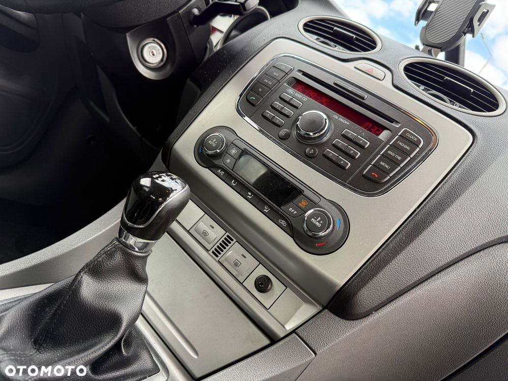 Ford Focus 1.6 Trend - 39