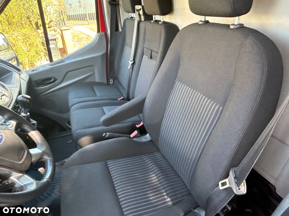 Ford Transit - 22