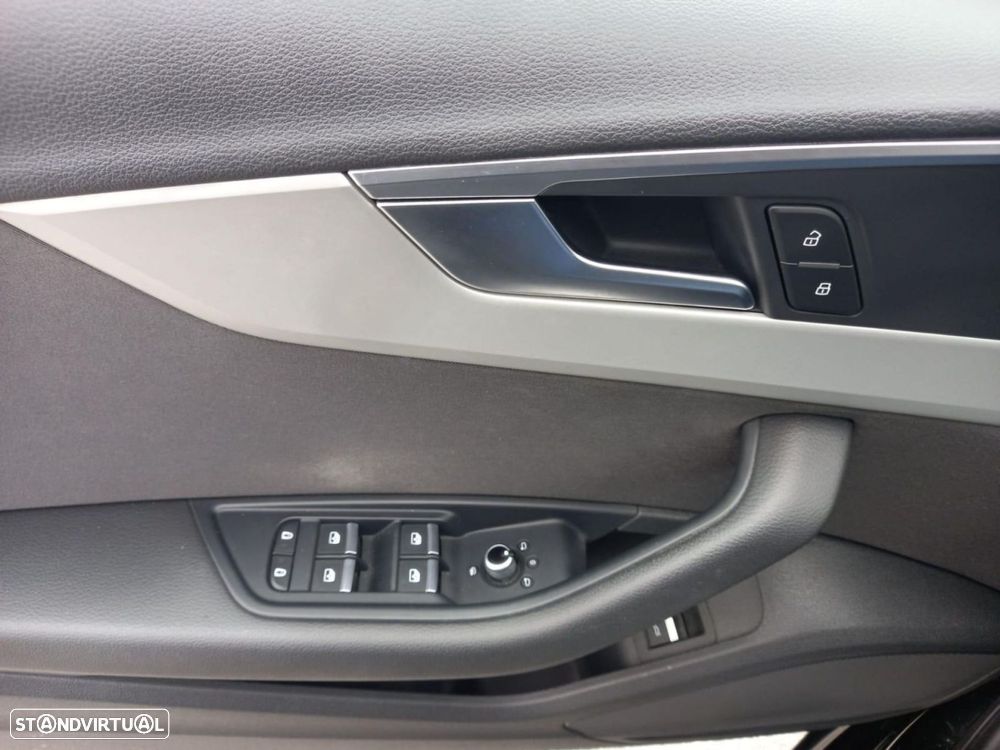 Audi A4 Avant 30 TDI Advanced S tronic - 11