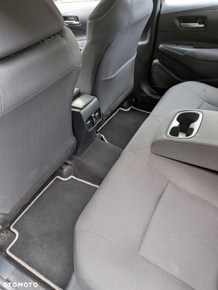 Toyota Corolla 1.8 Hybrid Active - 12