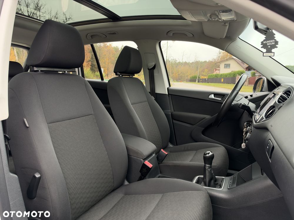 Volkswagen Tiguan - 24