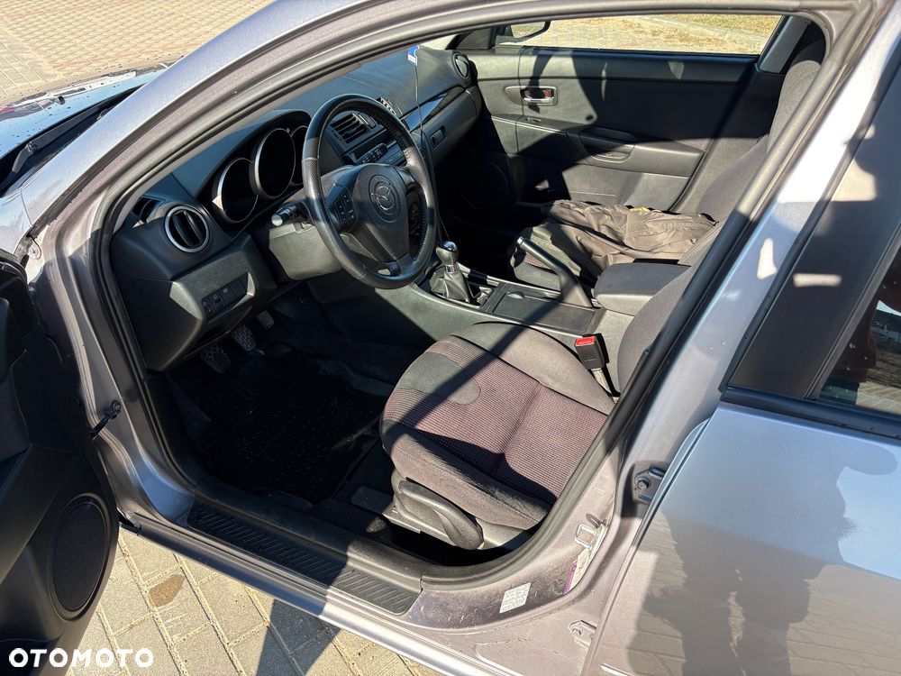 Mazda 3 - 17