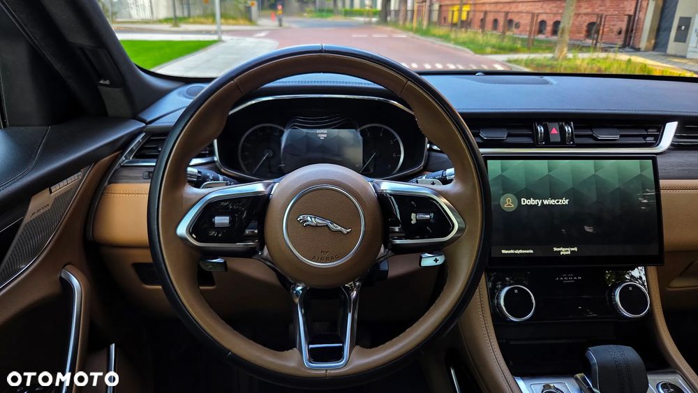 Jaguar F-Pace P250 AWD - 23