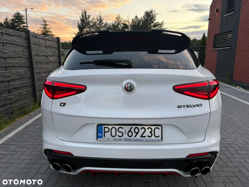 Alfa Romeo Stelvio 2.9 V6 Bi-Turbo Quadrifoglio Q4 - 18