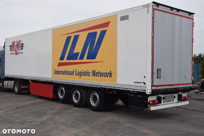 Schmitz Cargobull SKO 24 - 4