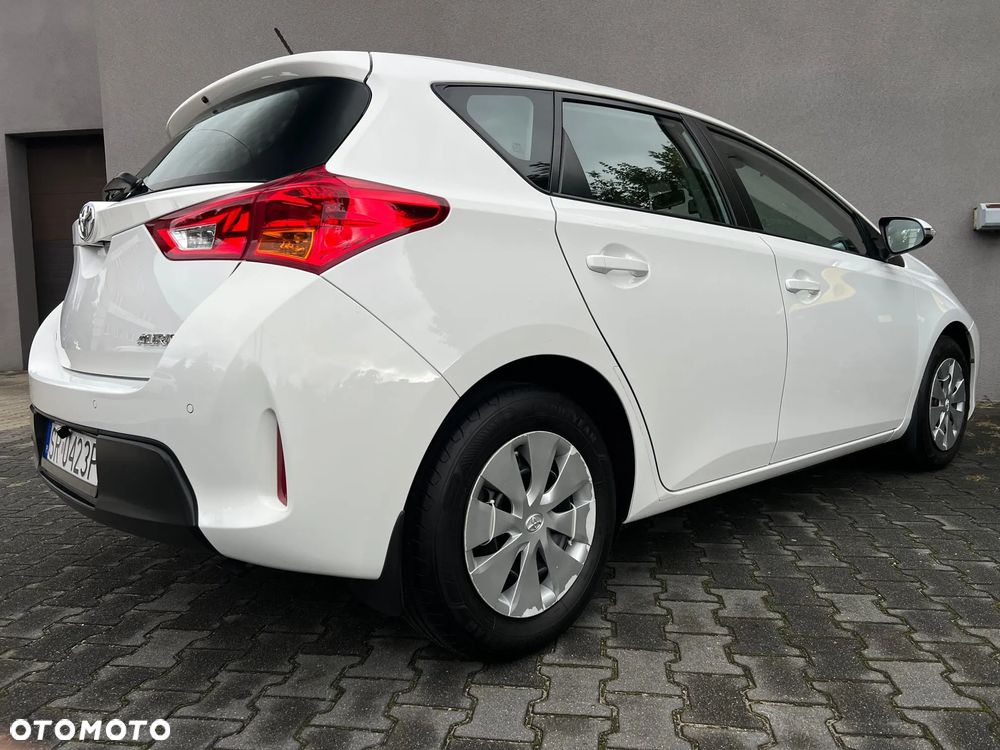 Toyota Auris 1.4 D-4D Active - 14