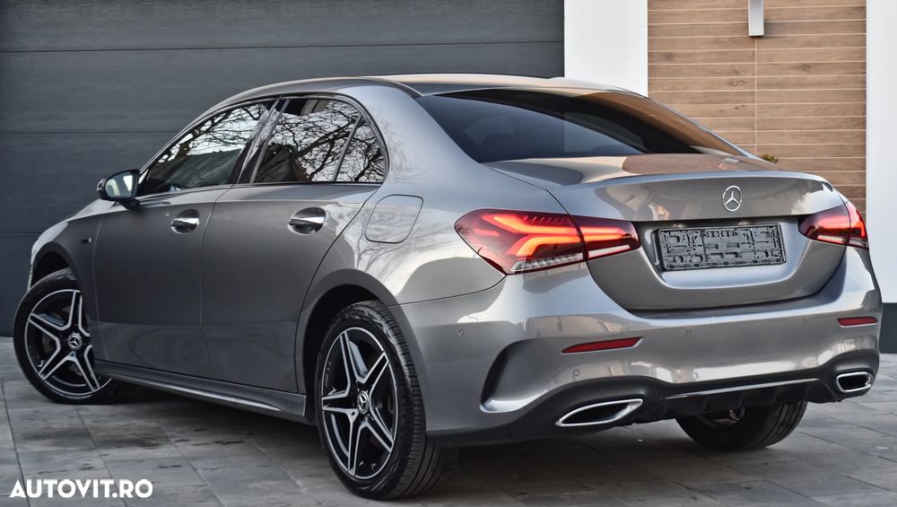 Mercedes-Benz A 250 e 8G-DCT Advanced AMG Line - 3