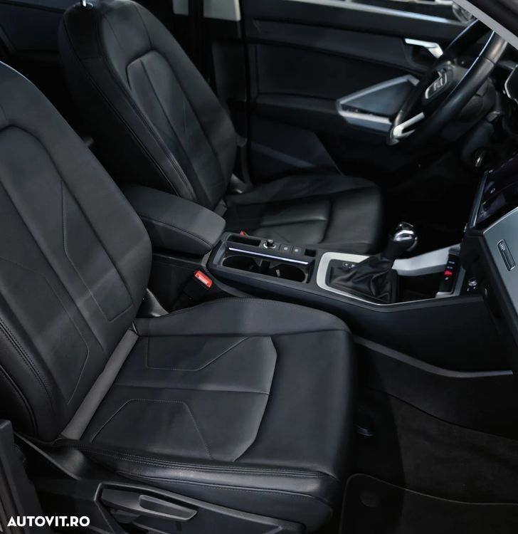 Audi Q3 2.0 35 TDI S tronic - 9