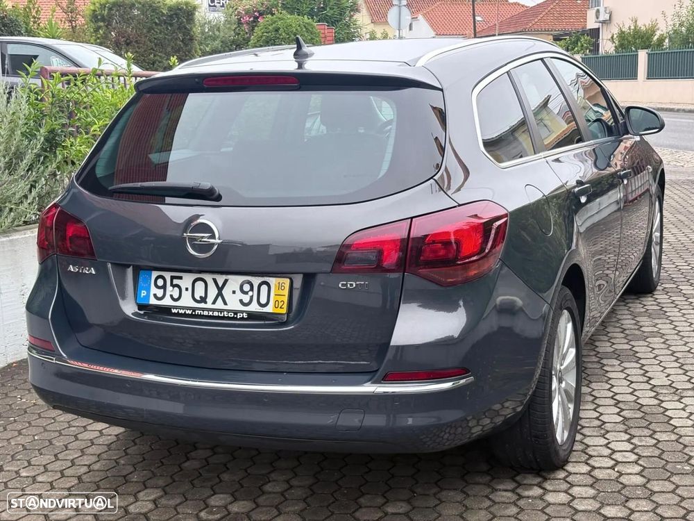 Opel Astra Sports Tourer 1.6 CDTi Executive S/S - 20