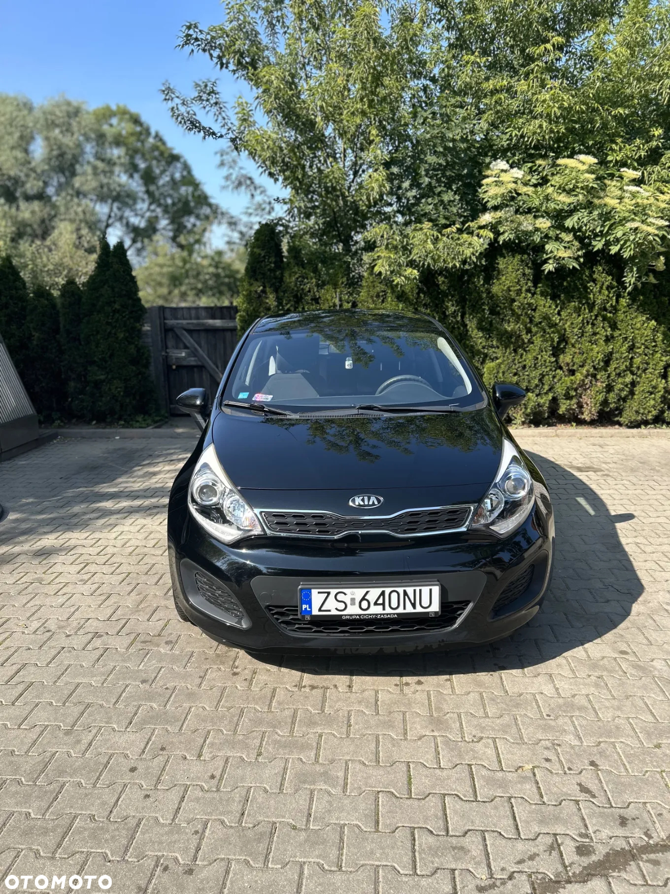 Kia Rio 1.4 L - 3