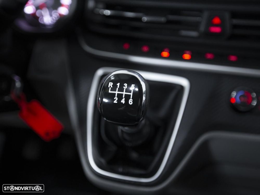 Maxus Deliver 9 2.0 transporter c/iva - 16