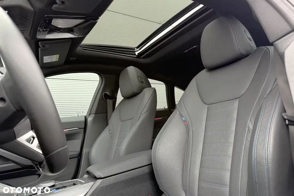 BMW i4 83.9kWh eDrive 40 M Sport - 16