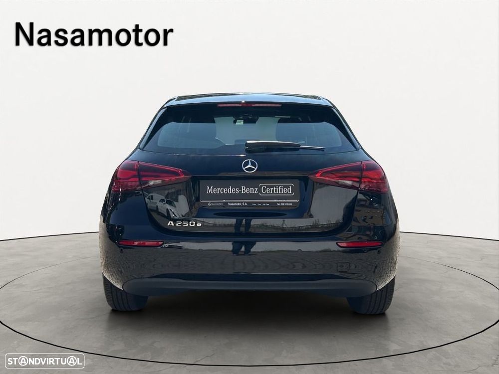 Mercedes-Benz A 250 — fotografia 3