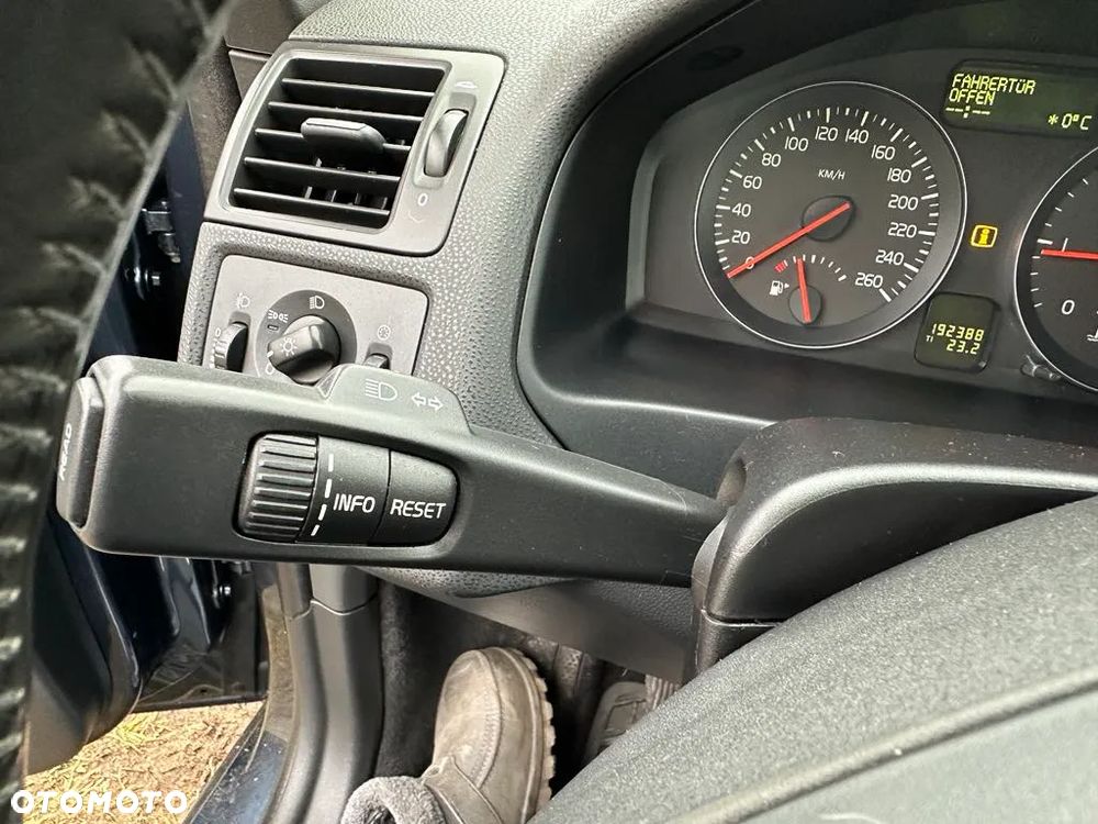 Volvo V50 1.6D DPF DRIVe Kinetic - 18