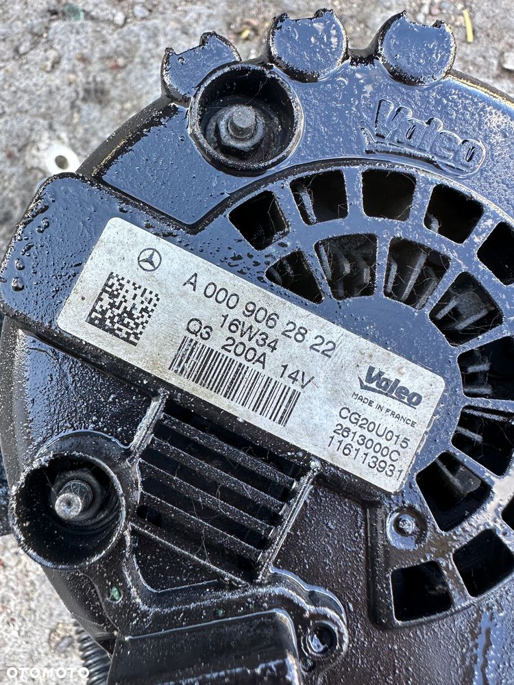 MERCEDES om 651 alternator 2,2 cdi 6pk 200A  sprinter 906 vito 447  v klasa przewód - 2