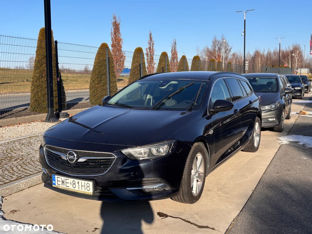 Opel Insignia - 1