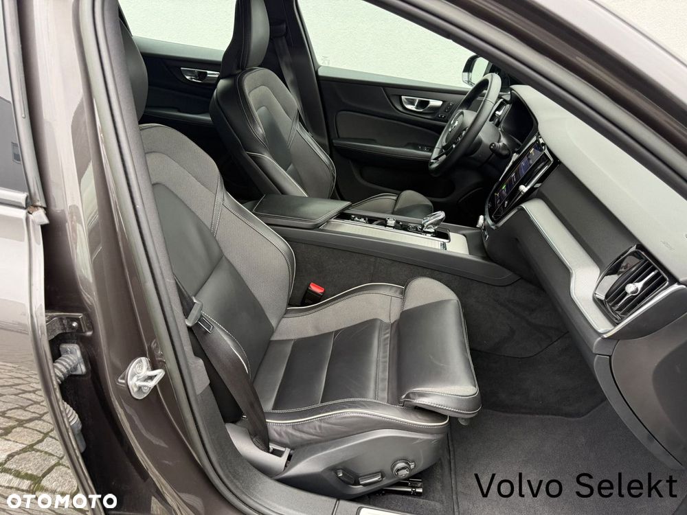 Volvo V60 - 32