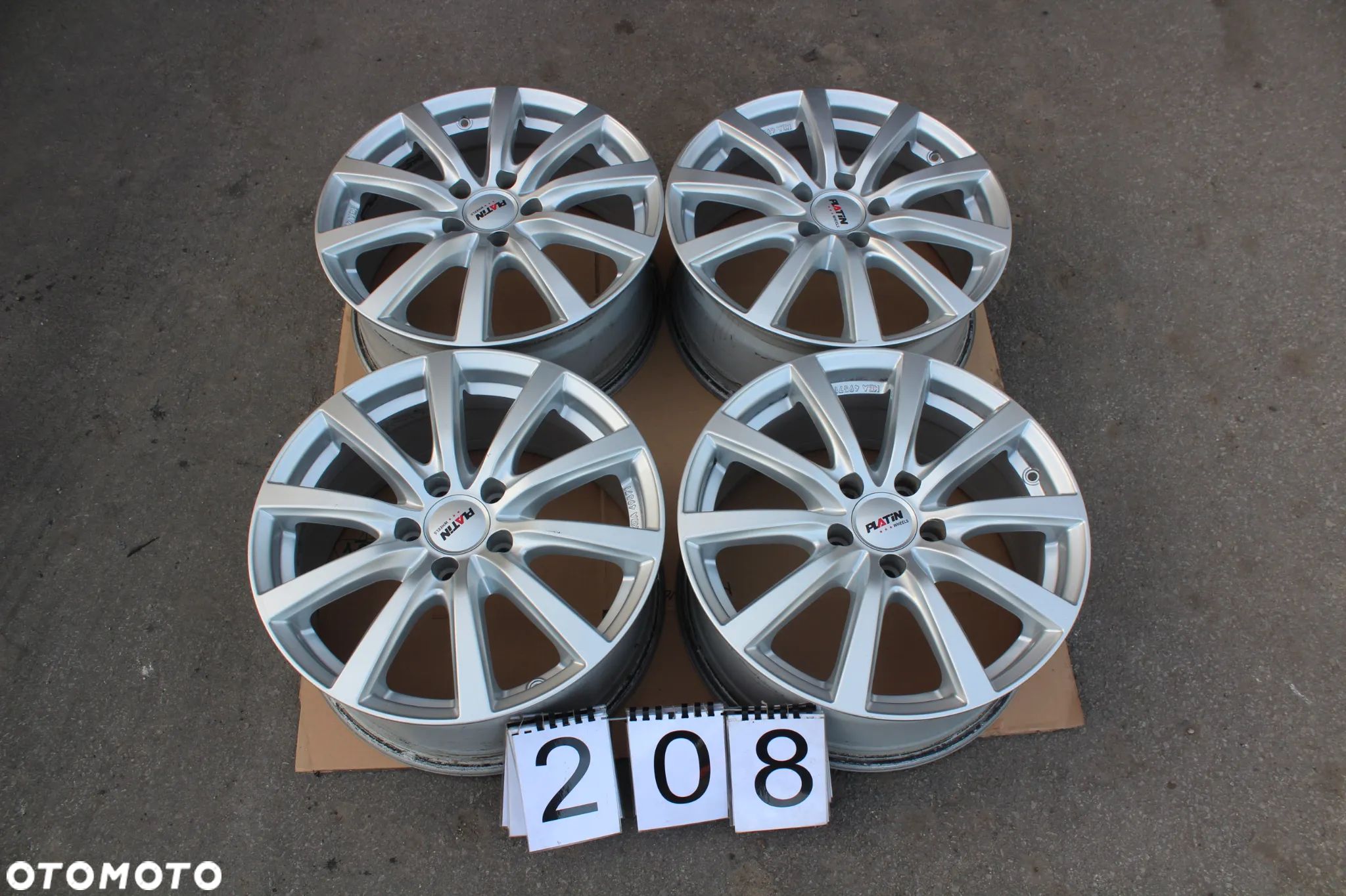 Felgi aluminiowe Audi Skoda Seat VW Mercedes 5x112Ø66.5  7.5x17  ET47 - 1
