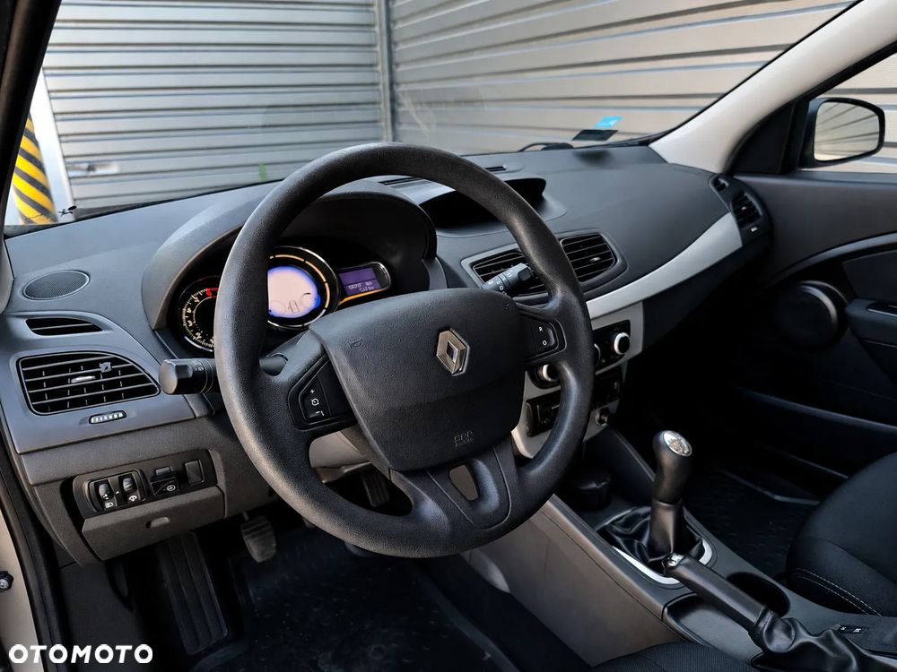 Renault Megane 1.6 16V Generation - 9