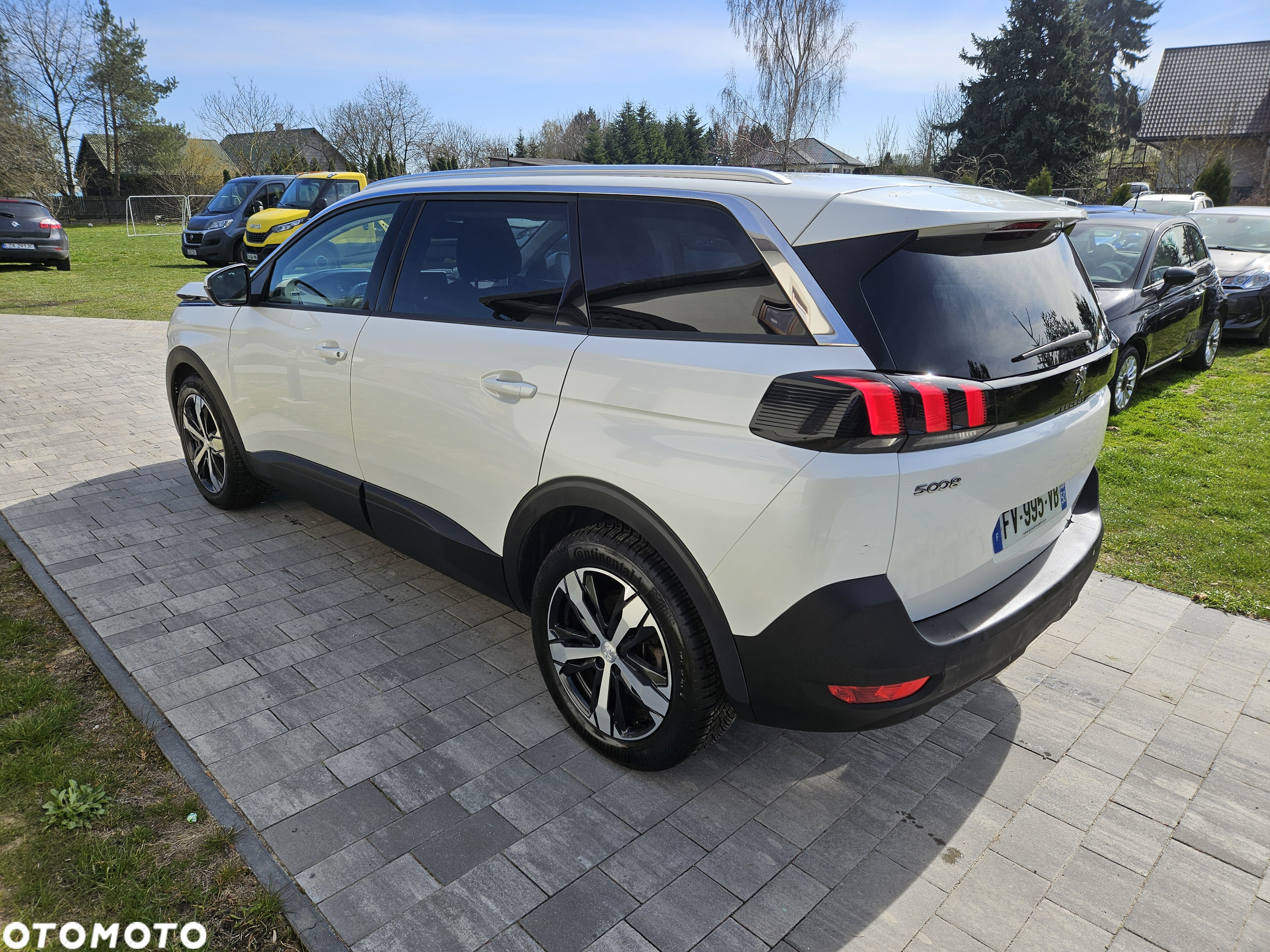 Peugeot 5008 1.5 BlueHDi Active S&S EAT8 - 4