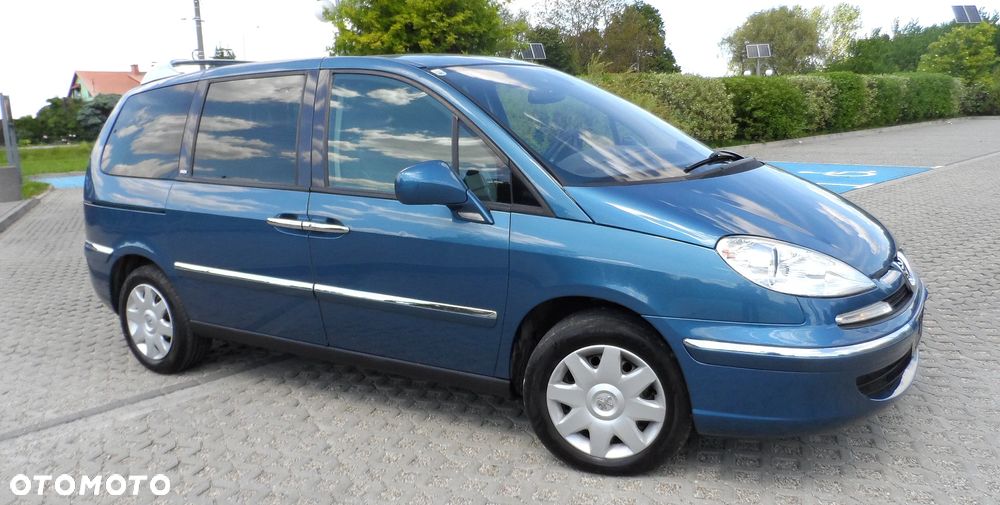 Peugeot 807 HDi 135 Premium - 20