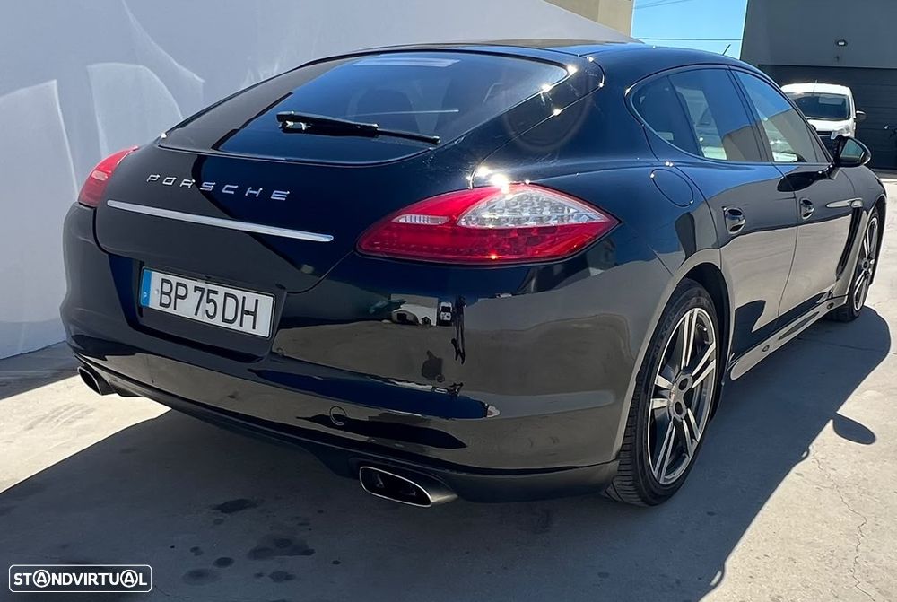 Porsche Panamera - 3
