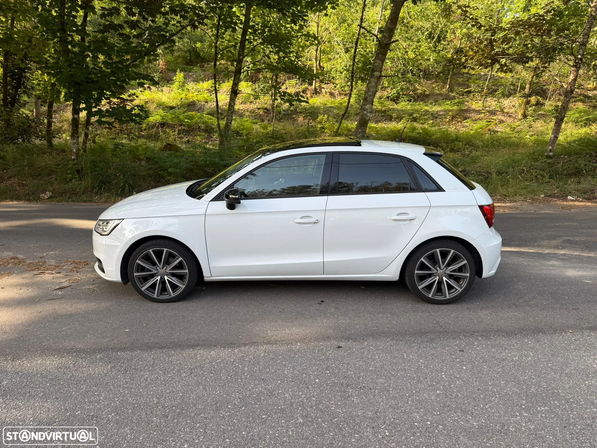 Audi A1 Sportback 1.6 TDI S line edition - 7