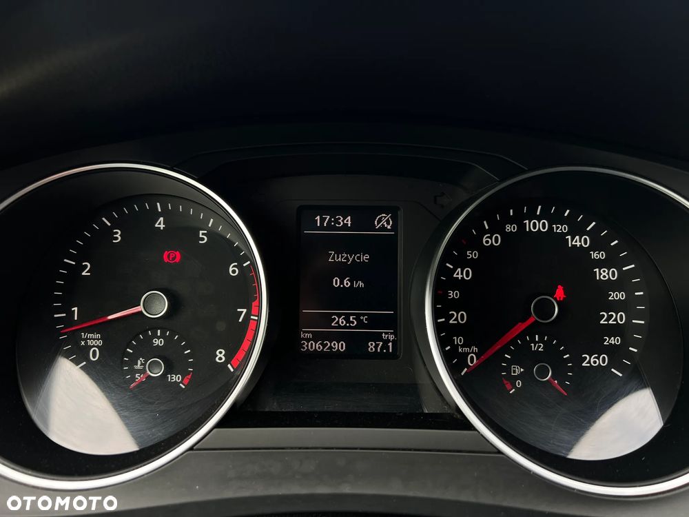Volkswagen Jetta - 20