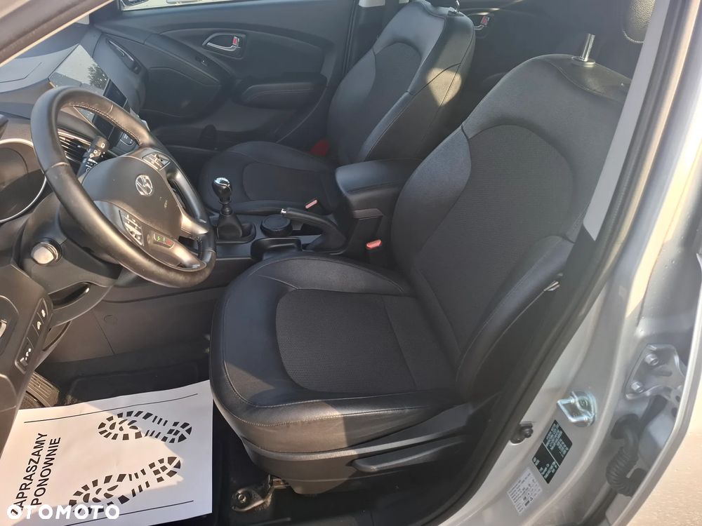Hyundai ix35 blue 1.6 2WD Finale Silver - 19