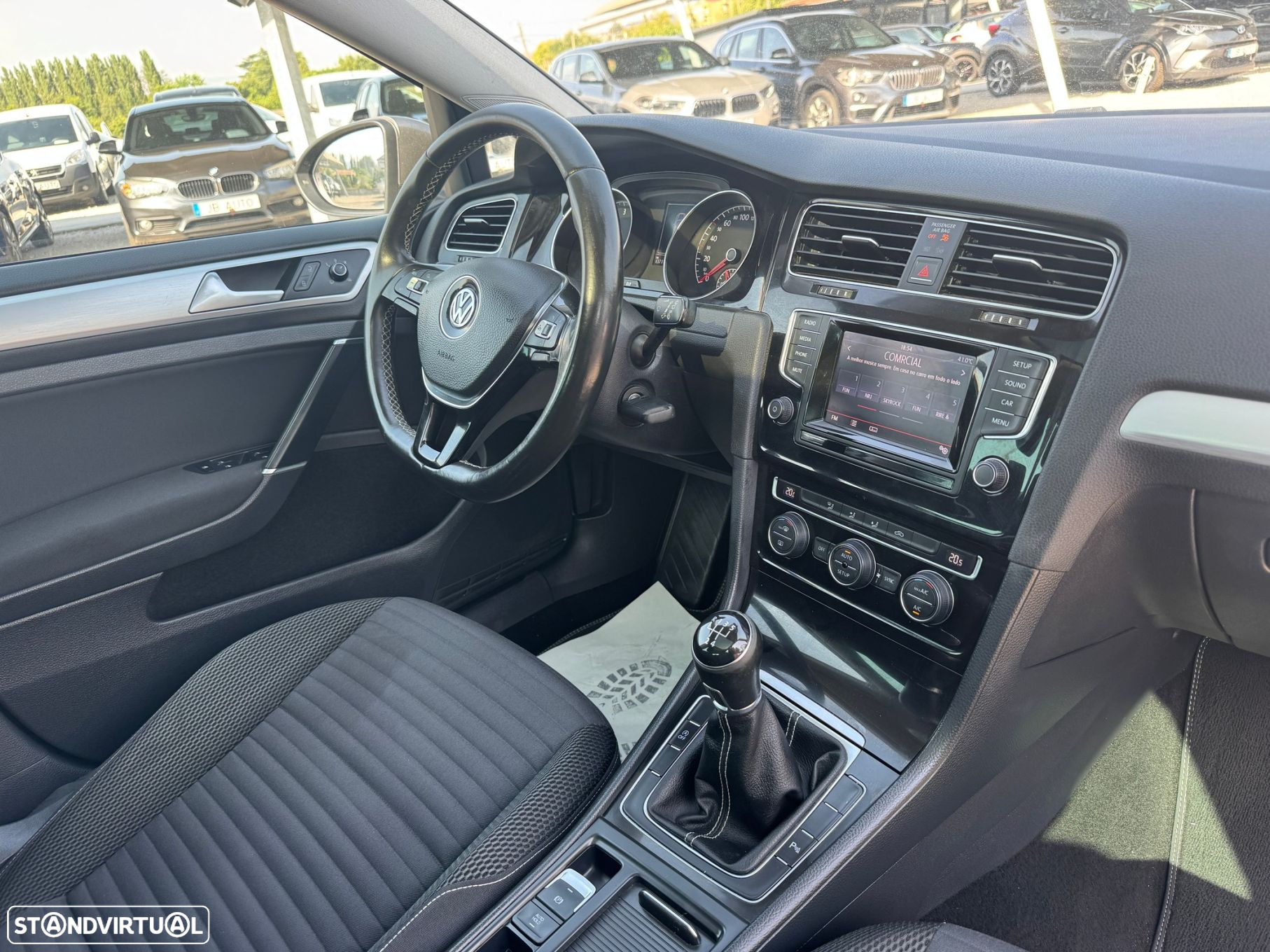 VW Golf 1.6 TDI BlueMotion Cup - 12
