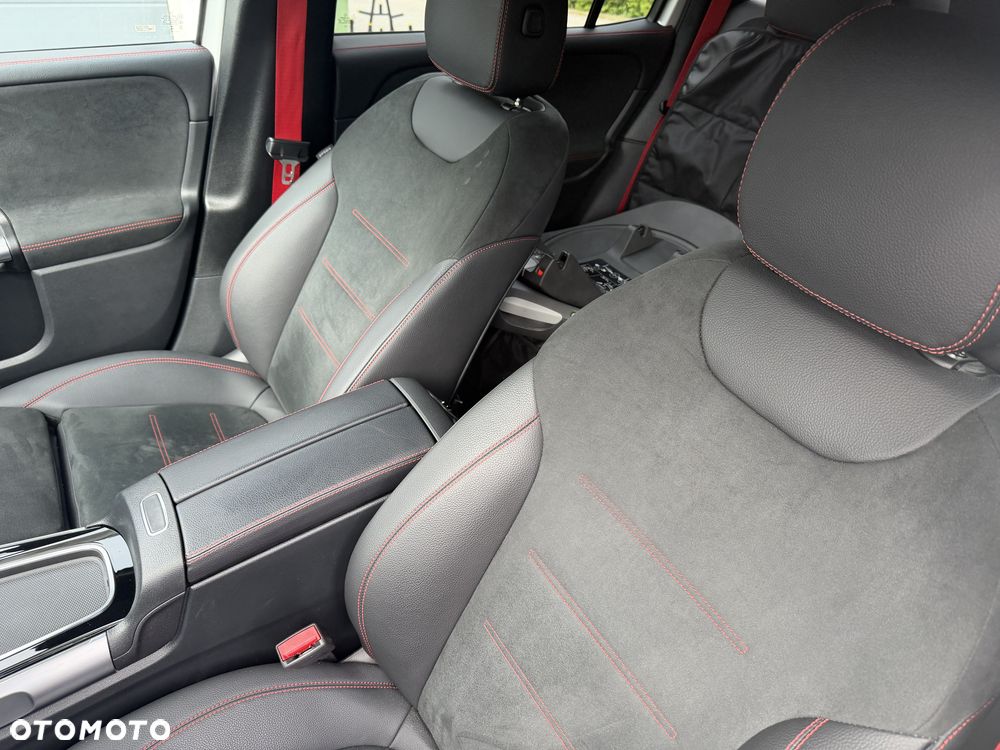 Mercedes-Benz GLB AMG 35 mHEV 4-Matic 8G-DCT - 23