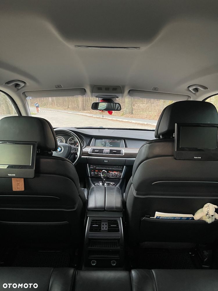 BMW 5GT 530d xDrive - 11