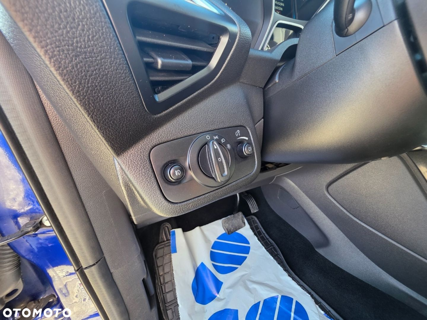 Ford Kuga - 12